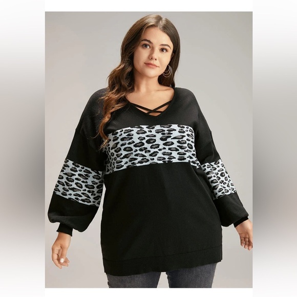 NWT leopard print criss cross neck pullover size 18/20 🌺🌹🌸 180 - Picture 2 of 11